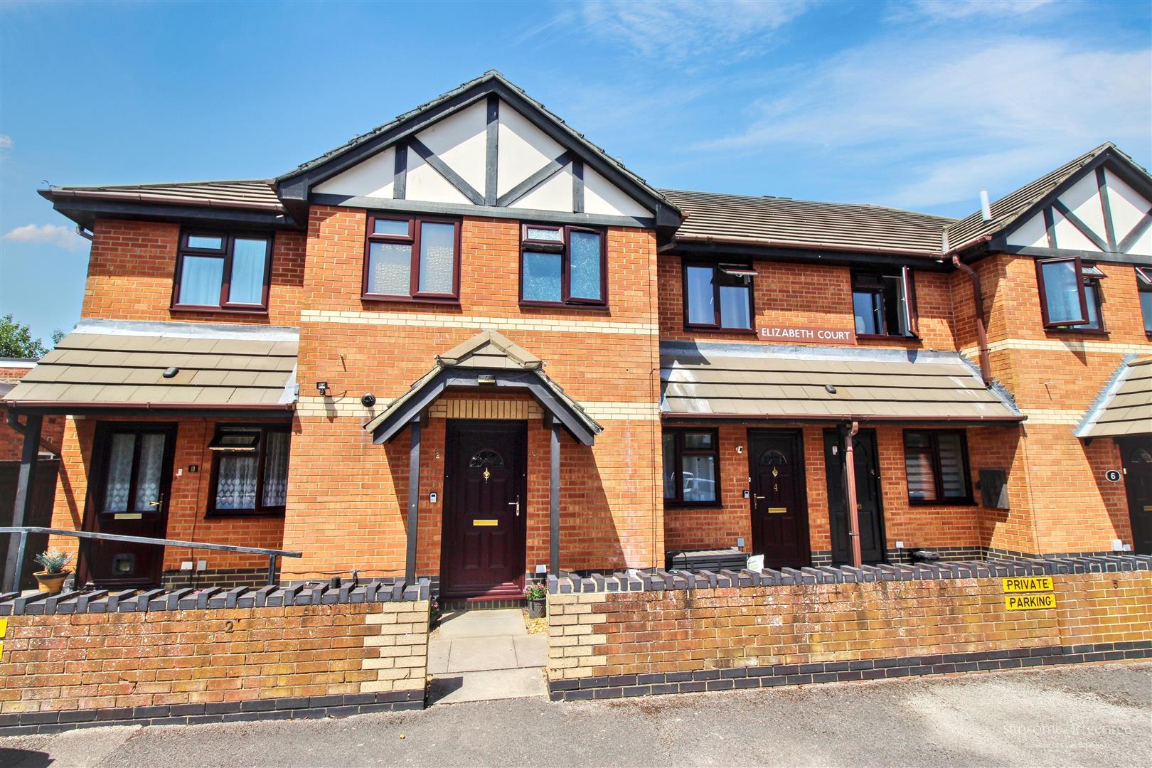 School Road, Tilehurst, Reading